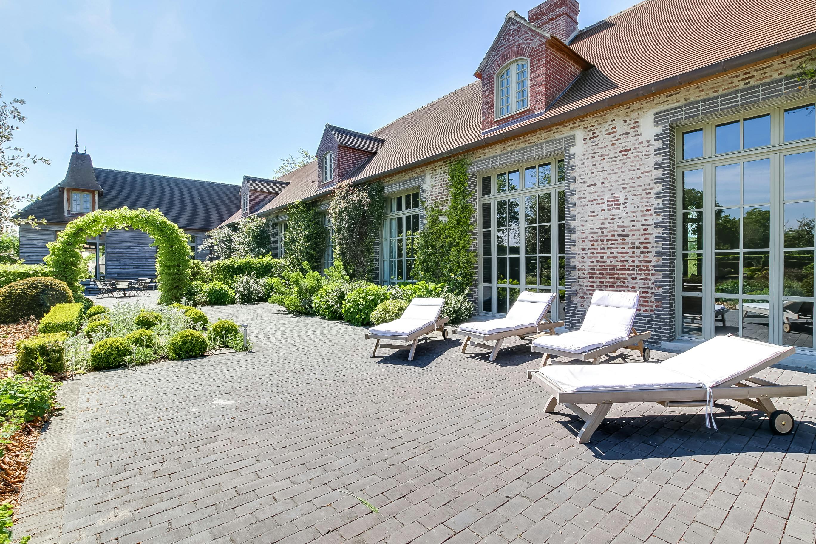 Explore Our Luxury Rental Villas In Normandy Le Collectionist